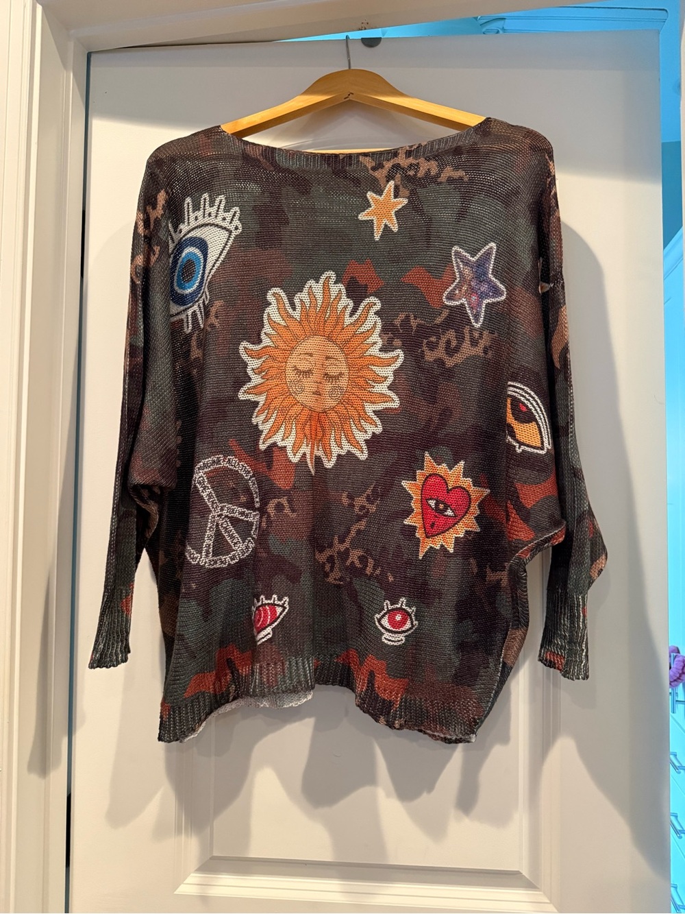Embroidered Sun & Patchwork Graphic Sweater - Dark Multicolor